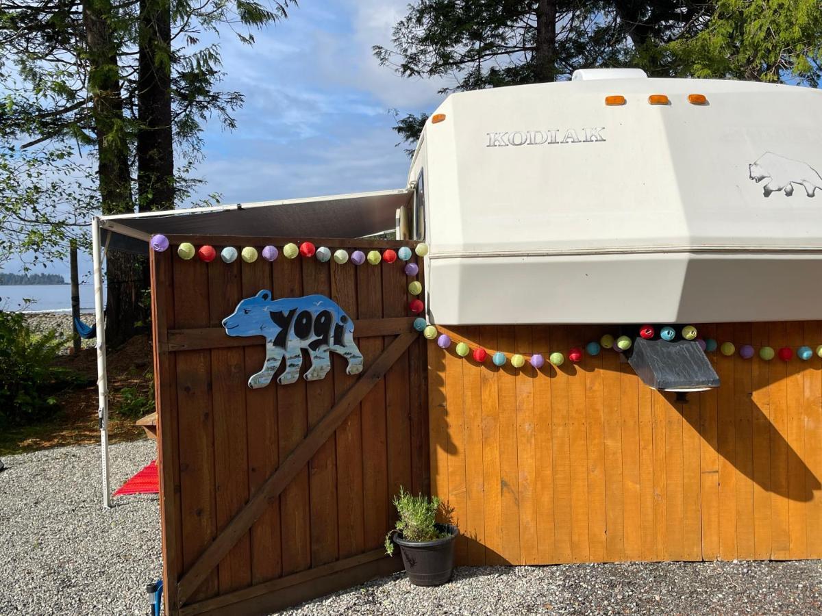 Hotel So Damn Lucky Glamping Ucluelet Exterior foto